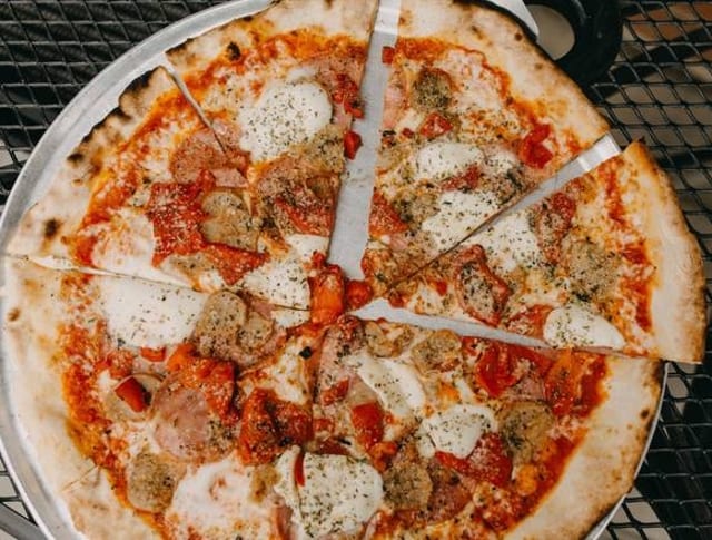 Red Eclipse Pizza.